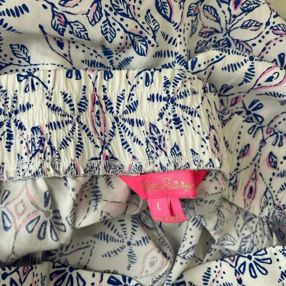 Lilly Pulitzer 5” Neilah Pull On Shorts Large Rayon Pink Blue Tropical - Picture 6 of 7